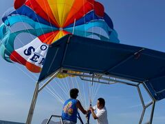 ������񂳂��marine shop PETREL�ւ̓��e�ʐ^1