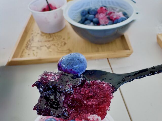 �ƂĂ��ґ�Ŕ������������ł�_�����u���[�x���[��