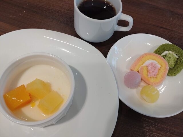 �f�U�[�g_�z�e��JAL�V�e�B�֓� ���l �J�t�F�����X�g���� �V���N