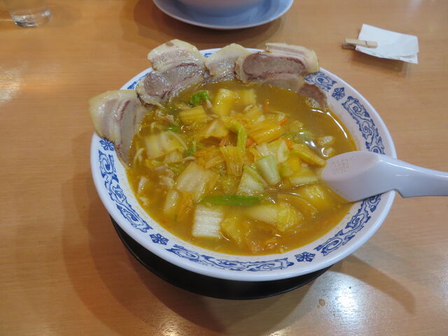 ���̉w �j�e���X
�V���X�^�~�i���[����_���̉w �j�e���X