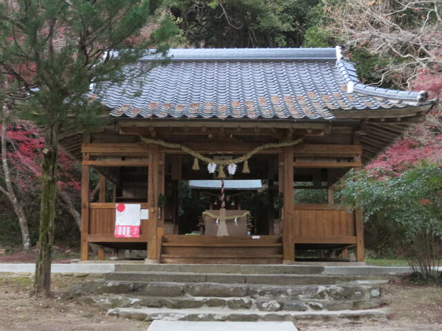 �Ԃ���񂳂�̖،ː_�Ђ̓��e�ʐ^2