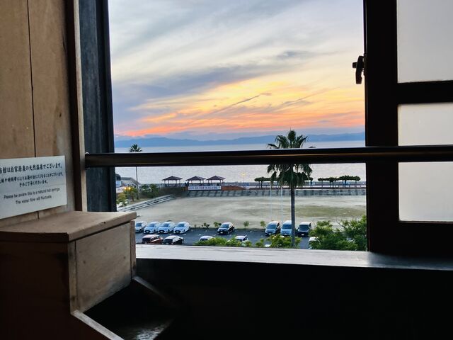 SIVCt_l@ɐ@A艷@΋g̓