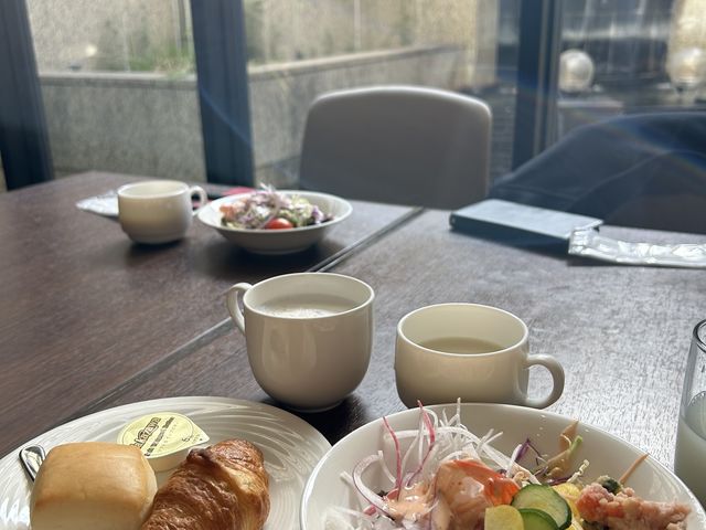 �n�[�t�u�b�t�F_�z�e���g���X�e�B�����x�C�T�C�h