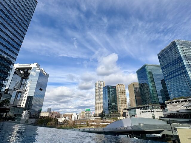 �������̃O�����O���[����������C���t�B�j�e�B�[�v�[���@�����J���͍������܂�_���߂������� �@ Wellbeing Park