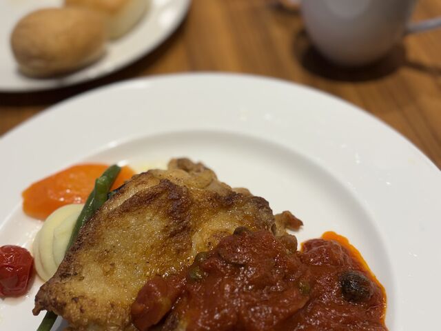 ���C���̃`�L���\�e�[�ł��B�{�����[�������肨�����������ł��B_�A�[�g�z�e�����闢�����O�E�b�h