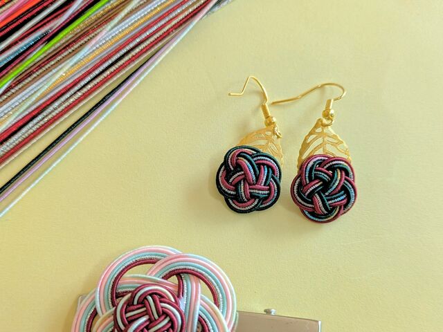 �s�A�X�ƃw�A�N���b�v_�܌`��@�A�����J���`���[��y��