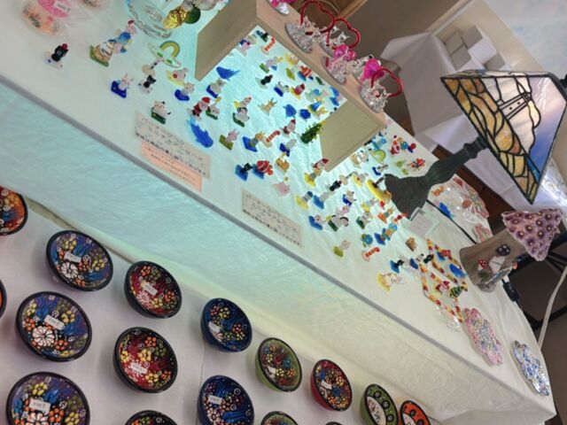 �̌��ȊO�ɁA���y�Y�ɂ����傤�ǂ������i����R�̔����Ă܂����B_�����K���X�H�[