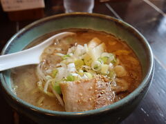 yosshy����̖� �������ւ̓��e�ʐ^1