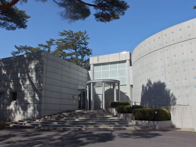 ����������Ɩ����̔�����