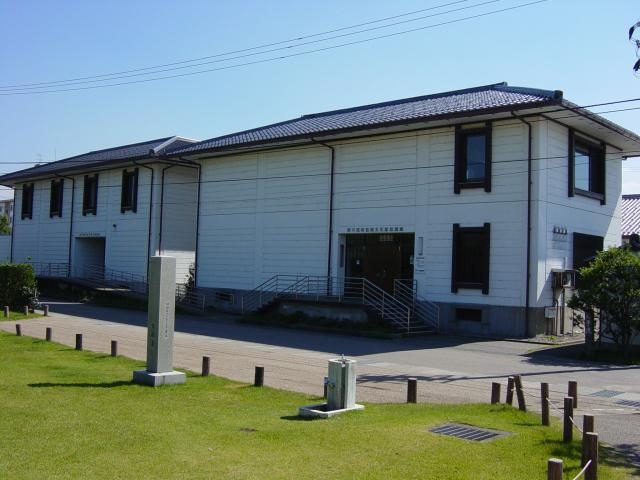 ��X�s�s�ӂ邳�Ɨ��j��