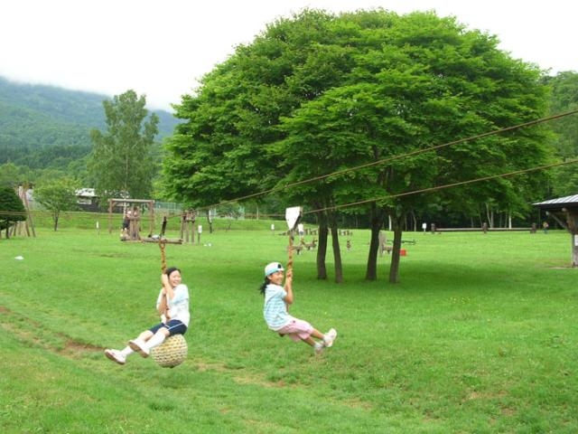 �r���R���R�����t�B�[���h�A�X���`�b�N�R�[�X