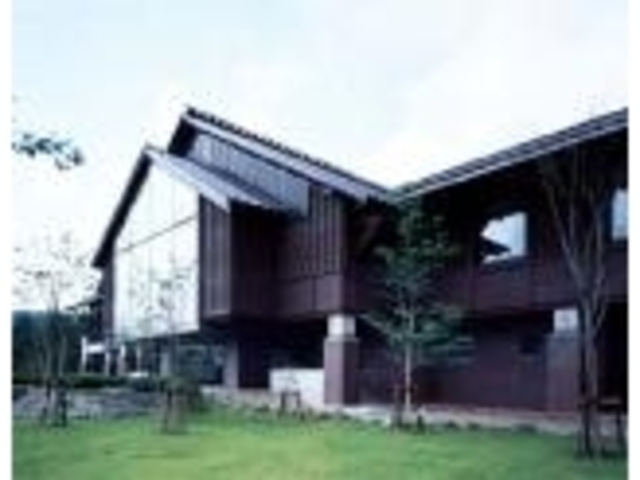 ���Ƃ�͂����i�{�錧�����쒹�̐X���R�ώ@�Z���^�[�j