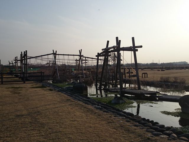 �S�{�O���[���p�[�N����A�X���`�b�N