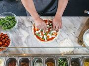 �T�����@�g�[�� �N�I�� SALVATORE CUOMO PIZZA �s�b�c�@ �����̎ʐ^1