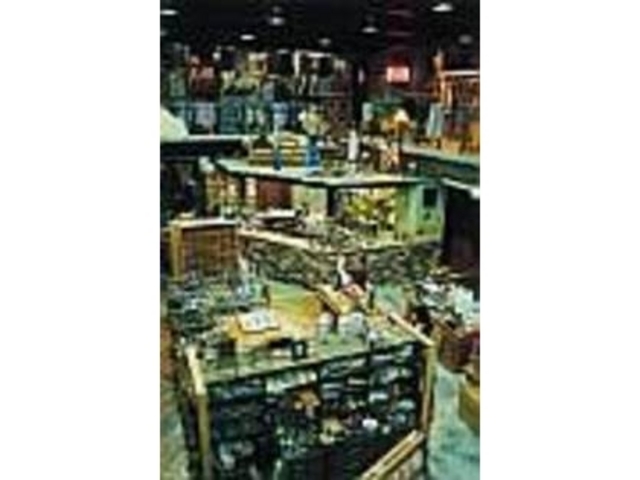 ���������ɂȂ��Ă���X���͂ƂĂ��J���I_American�@depot