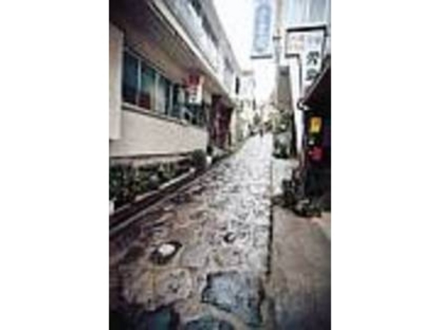 �����Ώ�͂��}�ȍ�ɂȂ��Ă���_��������Ώ�E����