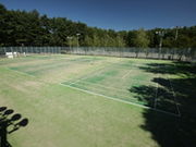 信州大芝高原 テニスコートの写真1