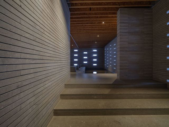 �ߐ{�E���� �΂̔��p��