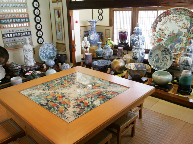 �L�c�Ă̈ꉭ�~�̊�_�L�c�Ẵf�p�[�g�i���یZ���Г��j�q�E�G��q