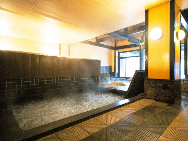 �y�W���O�W�[�z_���Ãi�E���]�[�g�z�e��