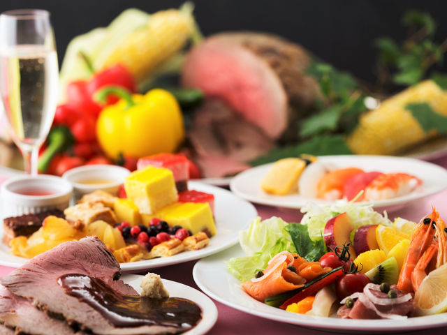 �y�a�m���f�B�i�[�r���b�t�F�z�Q�n�̐H�ނ𖡂킦���50��̖L�x�ȃ��j���[_���Ãi�E���]�[�g�z�e��