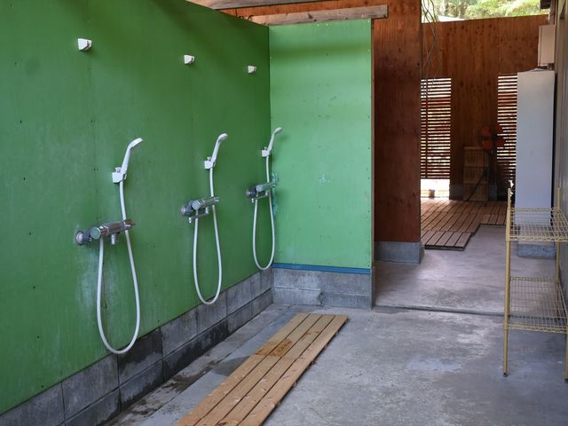 ���������V�����[�����I_�����_�[�p���_�C�X����