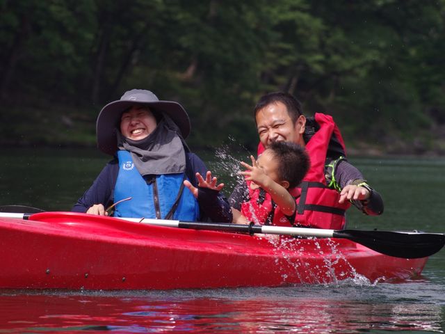 �����Ȃ��q���񂪂���t�@�~���[�ɂ̓^���f���J���b�N���҂�����_�l�C�`���[�v���l�b�g