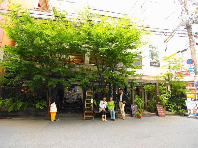 大阪梅田店の1階はカフェゆう☆スタッフ手作りの陶器でうつわ使いを提案♪_ゆう工房&Cafeゆう 大阪梅田店 ☆陶芸・銀アクセ・ガラス工芸