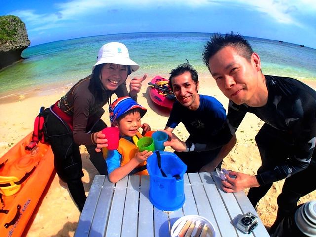 �r�[�`�Ńs�N�j�b�N�C���̂���^�C����_����l�C�`���[�R�[�f�l�[�g�E�A���_�S