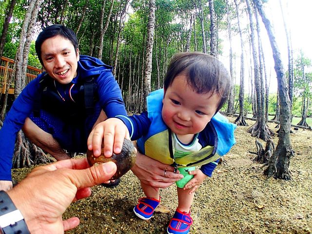 �傫�ȊL���݂�����I_����l�C�`���[�R�[�f�l�[�g�E�A���_�S