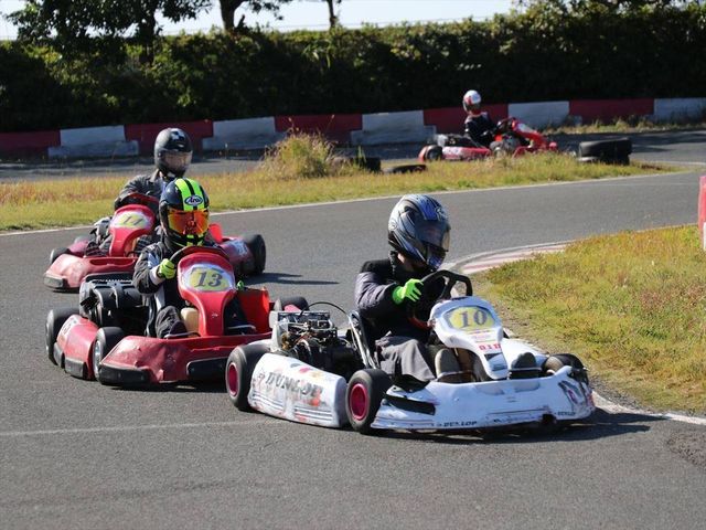 �`�F�b�J�[�t���b�O���~����ƁA�����ƒB�����������オ���Ă��܂��B_Amazing Kart ISK �l���ΓX