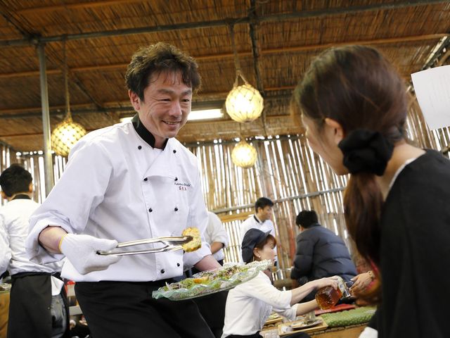 r_���u������@������