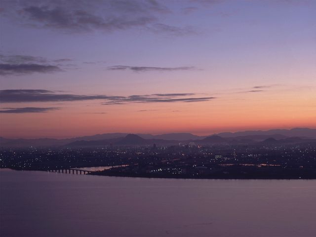 �z�e�����猩����т�΂̒��]_�т�Α�Ãv�����X�z�e���@�i���@��Ãv�����X�z�e���j