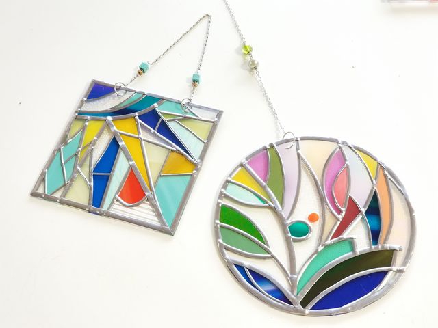 3���ԃR�[�X_�O���X�A�[�g�H�[ RayColors