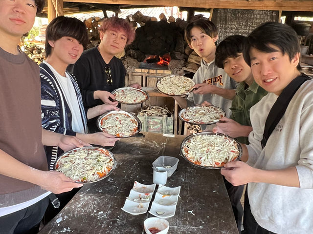 �g�}�g�\�[�X���ʂ莩�Ɛ��x�[�R���┨�ō̂ꂽ��؂Ȃ�8��ނ̃g�b�s���O�I���b�c�@�����`�[�Y�Ȃǐ���ނ̃`�[�Y�������Ղ肩���Ηq��_�t�@�[�}�[�Y�q��(�������ނ�)