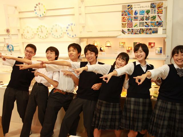 �y�̌��̂��q�l�z�w�Z�̉ۊO�w�K��_�c���Ɏq�H�[