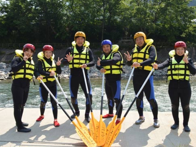 �o���O�ɋL�O�B�e��c�A�[�J�����}�������s�������܂��B_�p�m���}�A�h���F���`���[�Y