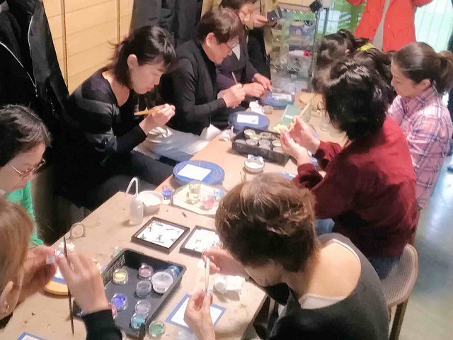 ����͗l
��S�s���ɔM�������
�W���́@�����I_�C�l�H�[