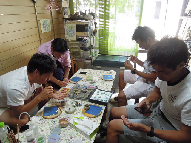 �e�F�j�l�l�g�c���l�E������փv���[���g����Ł@��i�ɂ��ꂼ��̉ƒ낪�݂���悤�I_�C�l�H�[