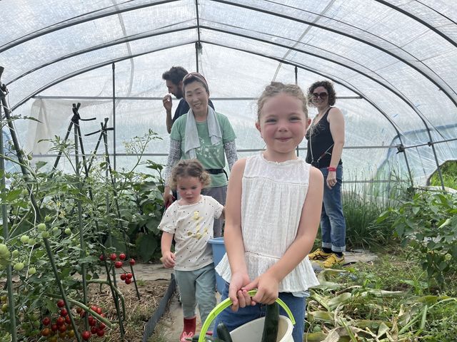 �q���B�̂��y���݁�G�߂̂���؎��n�̌��B���n��������؂́A�s�U�ɂ�����ABBQ�Ŋy���񂾂�I�uFarm to Table�v�����璼�ڃe�[�u���ցA���ɂ��ґ�B_�E���V�p�E�t���m