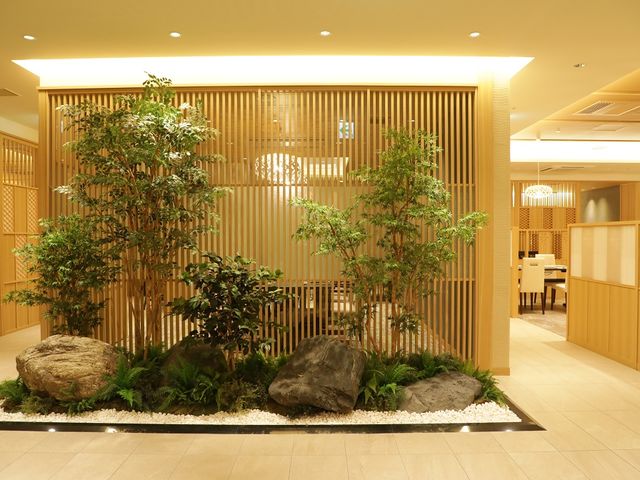 ���{��������_�V���l�O���C�X�z�e��