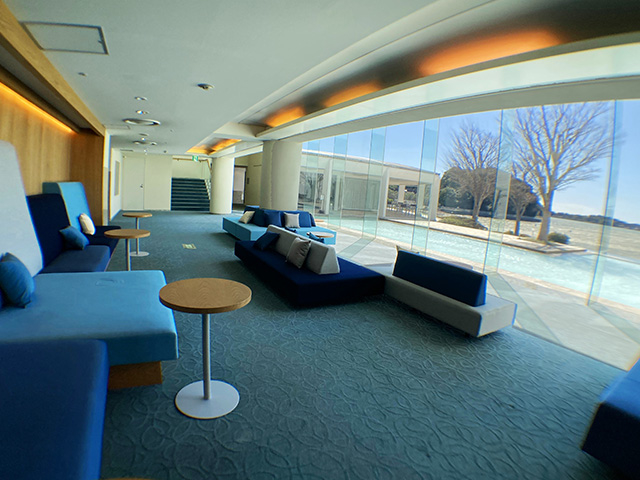 ���@�΂���]�ł���f���炵���i�� �������Ƌx�e���Ē����郉�E���W�����p�Ӓv���܂����B ����{�I�Ȃ��x�e�|�C���g�ƂȂ�܂��B_�I�t�B�X�i�b�c�@�E�H�[�^�[�h���C�r���O�l����