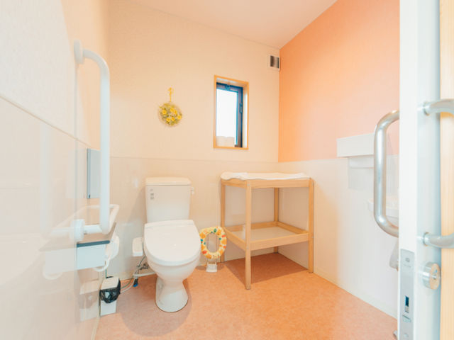 �����ɂ��Y��ȃg�C����6���������I����2�����͎Ԃ����Ή��E���ނւ���E�c���p�֍��Ȃǂ��������Ă���܂���_�t���g���G �����ʎ���