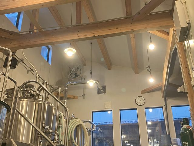 �}�C�N���u�������[�̓����A�}�b�V���^���N�ł�_���y�̒������r�[���@�����u�������[