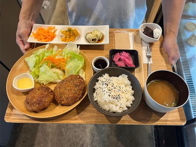 �C�܂�����ւ�胉���`�̓{�����[�����^���ł��i�����`�^�C���F11:30-13:30�j_�̌��_���@�݂Ƃ�