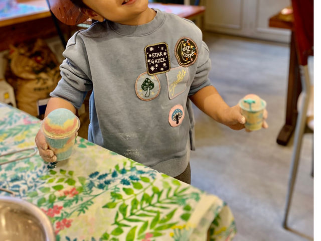 5�΂̏��̎q
�y�����J�b�v����o�X�{��������Ă���܂���^_^_�A�f���@�A�g���G