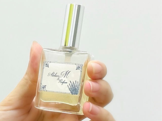 �_�p�E�_�[�X�m�[������܂����^   ���q�l�ɂ����Ƒf�G�Ȃ��Ƃ��N����\���I_Atelier M&Parfum