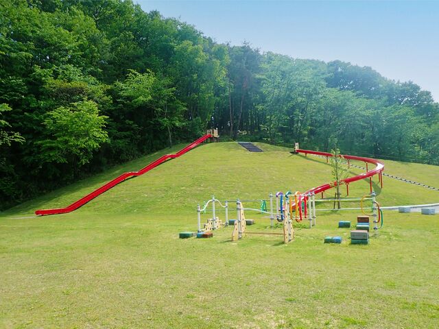 �ӂ邳�Ɨ��j�̍L��