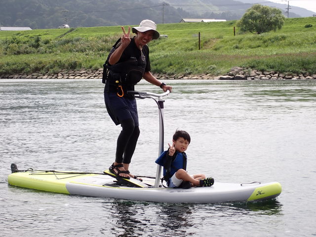 �l���\��ŃT�b�v�ƃJ�k�[ Shimanto Green