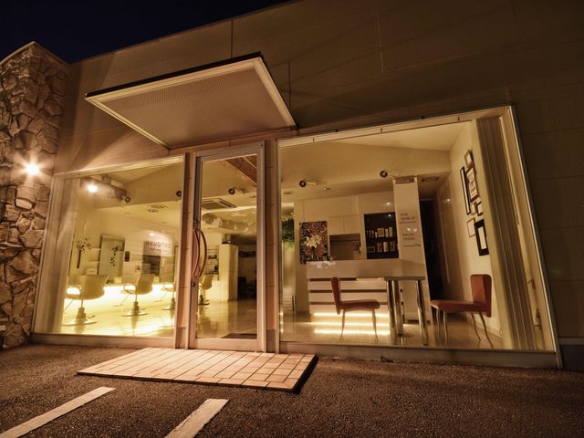 �X�܂̊O�ςł��B_behouse